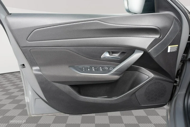 Peugeot 308 8