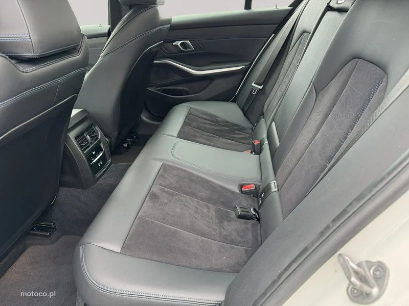 BMW Seria 3 G20 318 21