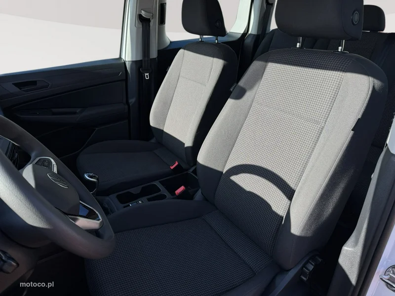 Volkswagen Caddy V 12