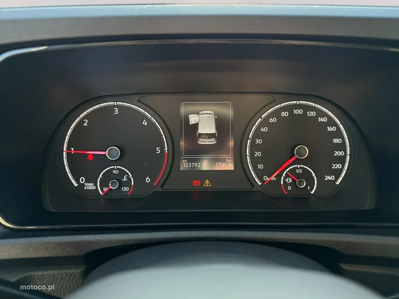 Volkswagen Caddy V 15