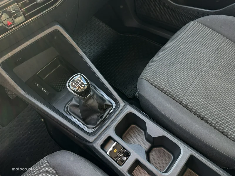 Volkswagen Caddy V 19
