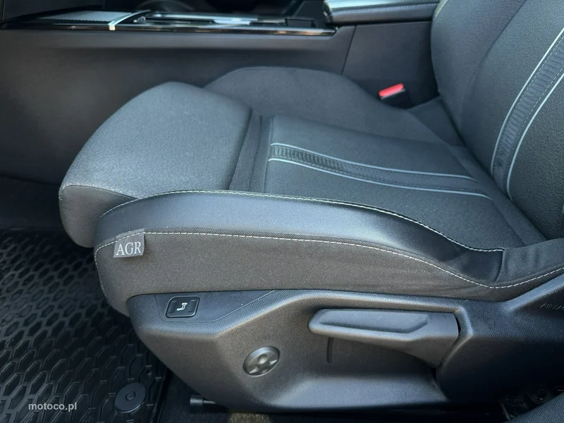 Opel Astra L 12