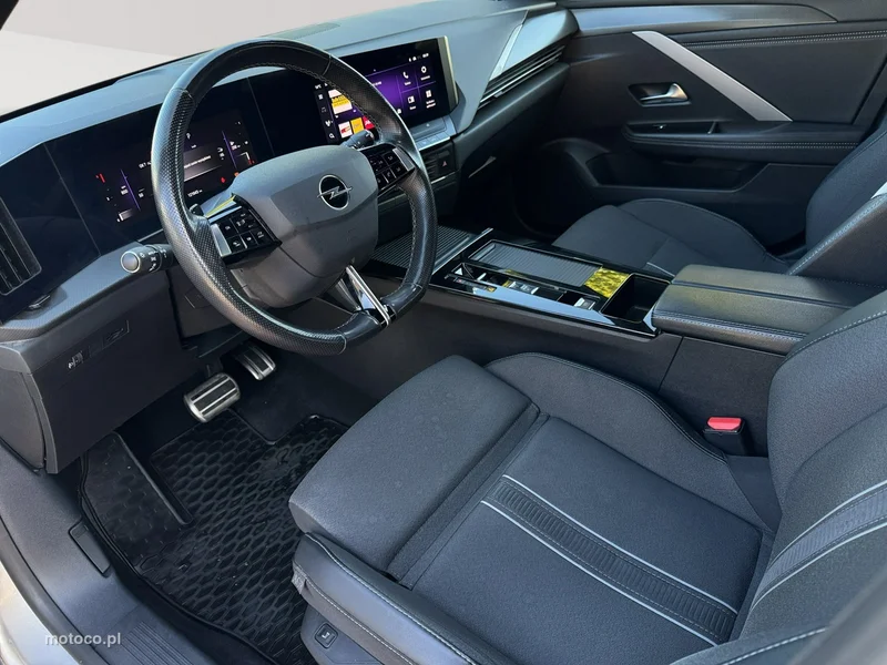Opel Astra L 7
