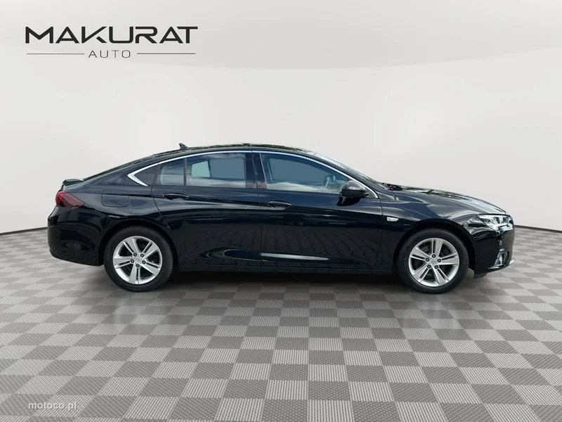 Opel Insignia B 8