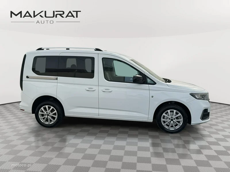 Ford Tourneo Connect 8