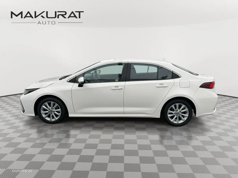 Toyota Corolla E210 9