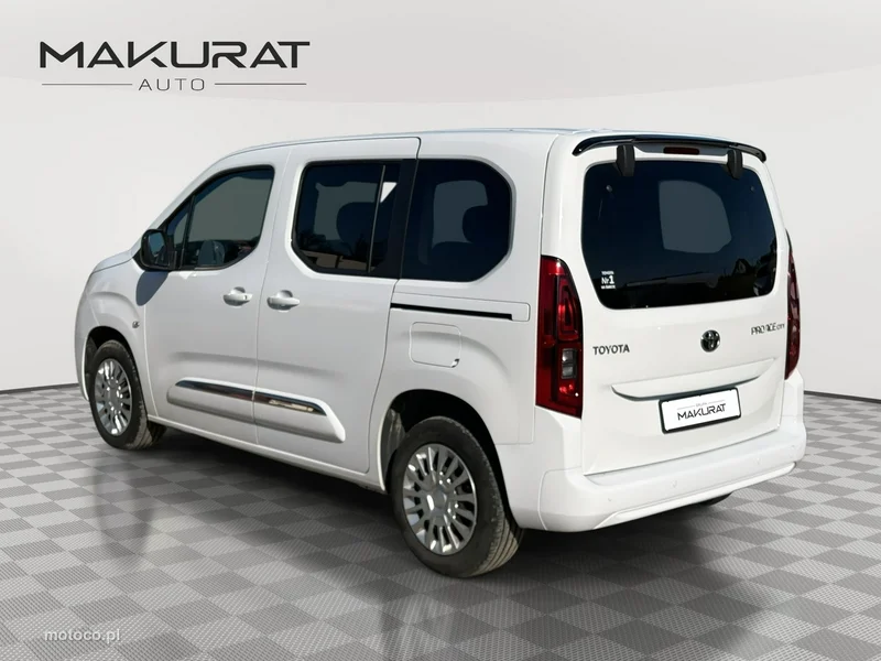Toyota Proace City Verso 3
