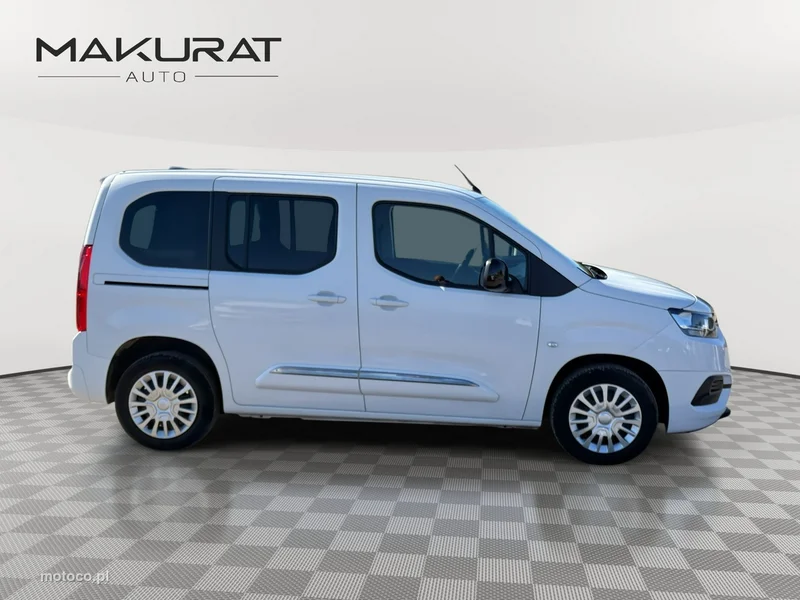 Toyota Proace City Verso 8