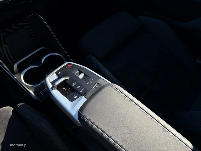 BMW X1 U11 22