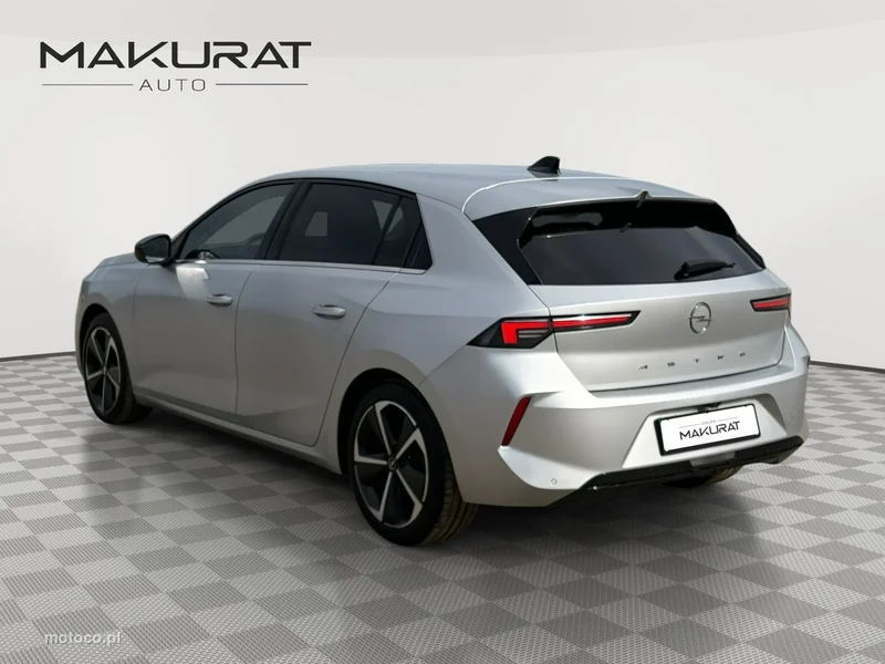 Opel Astra L 3