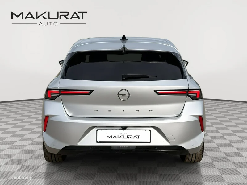 Opel Astra L 6