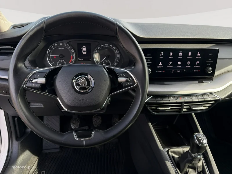 Skoda Octavia IV 13