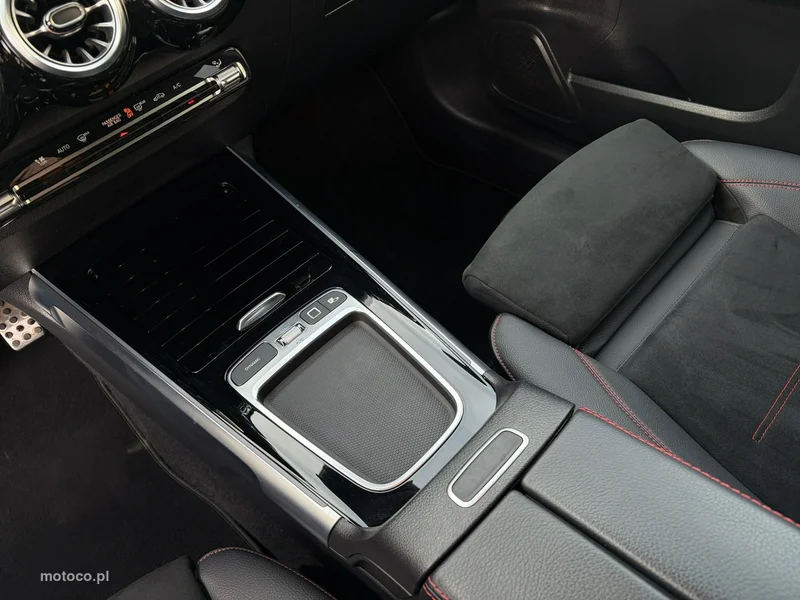 Mercedes-Benz GLB X247 23