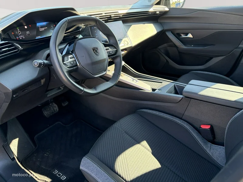 Peugeot 308 7