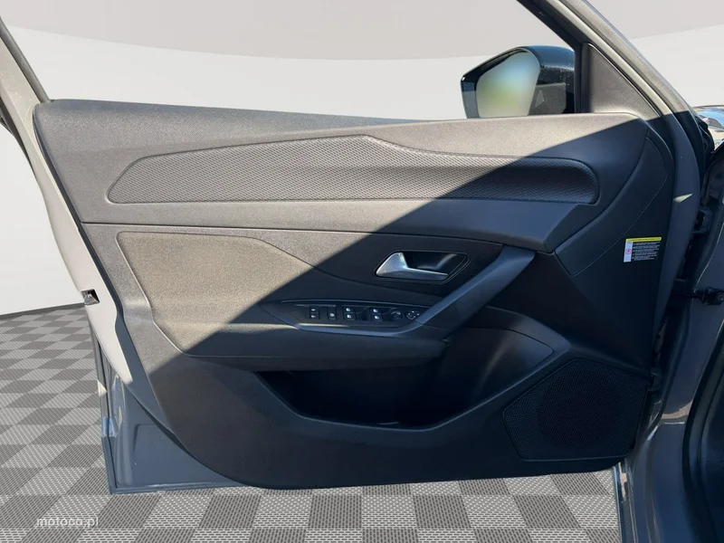 Peugeot 308 10