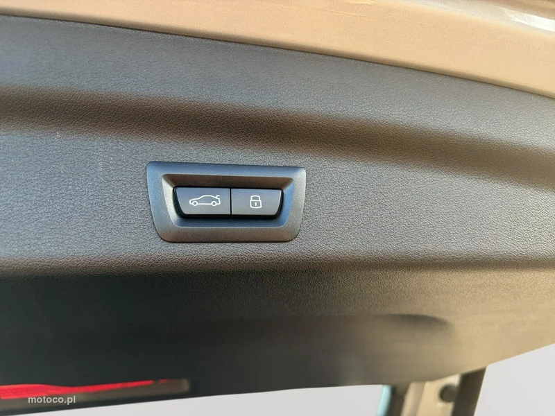 BMW X1 U11 26