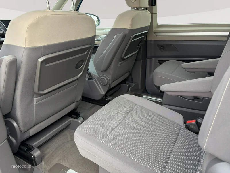 Volkswagen Multivan 26