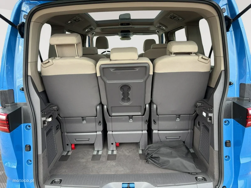 Volkswagen Multivan 28