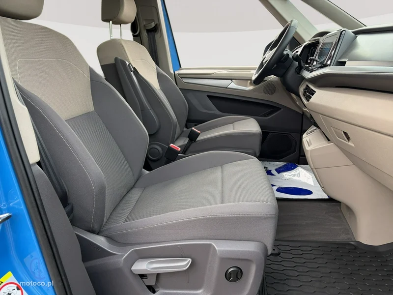 Volkswagen Multivan 29
