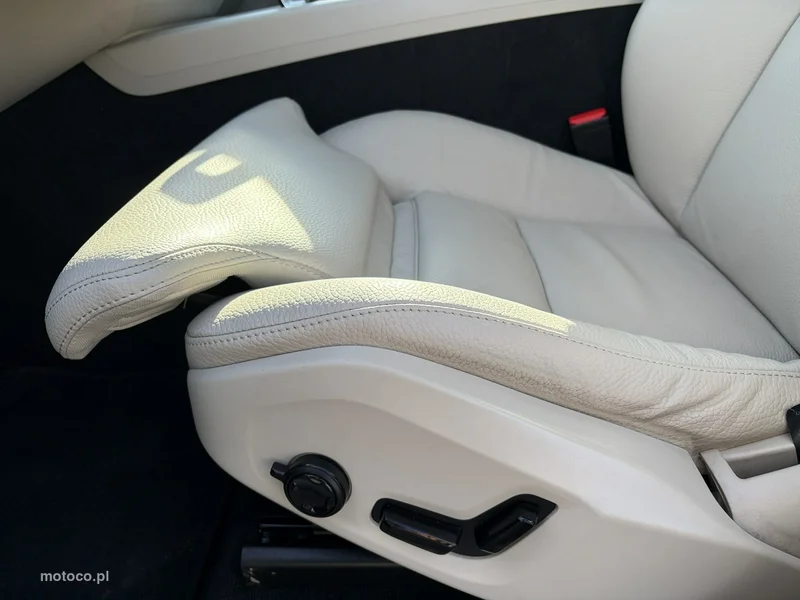 Volvo XC 60 12