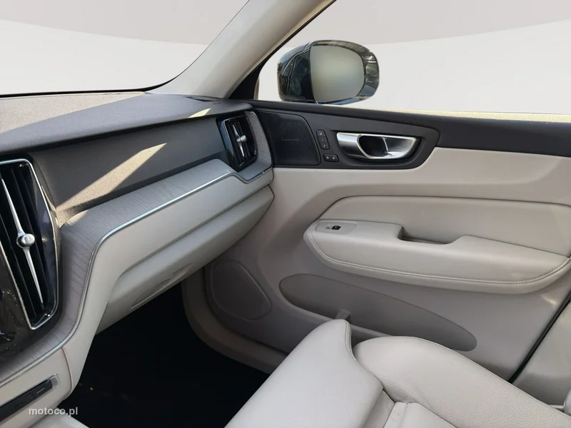 Volvo XC 60 25