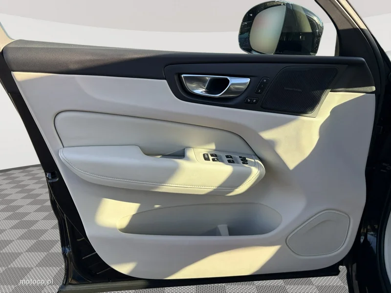 Volvo XC 60 10