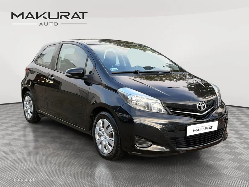 Toyota Yaris XP130 2