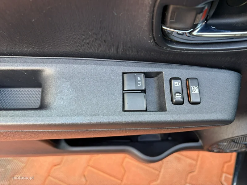 Toyota Yaris XP130 11