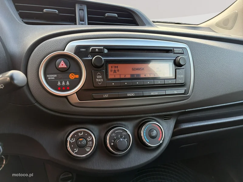 Toyota Yaris XP130 16