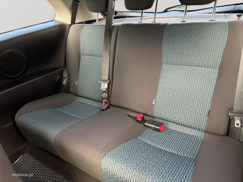 Toyota Yaris XP130 19