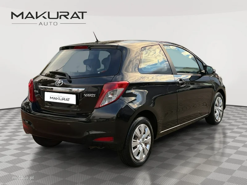 Toyota Yaris XP130 4