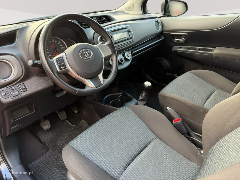 Toyota Yaris XP130 7