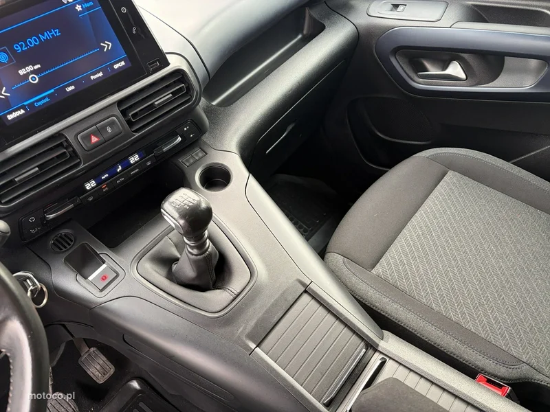 Peugeot Rifter 18