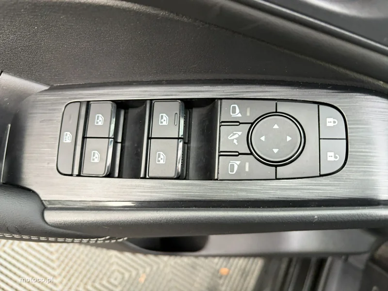 Nissan Qashqai 11