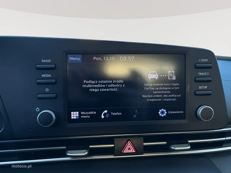 Hyundai Elantra 16