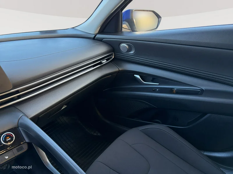 Hyundai Elantra 20