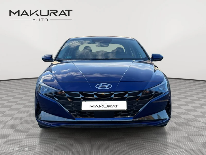 Hyundai Elantra 5