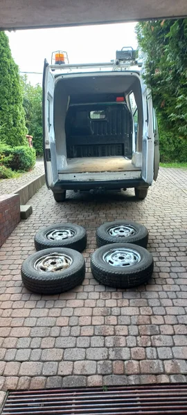 Ford Transit 19