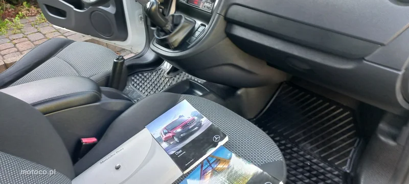 Mercedes-Benz Citan 8