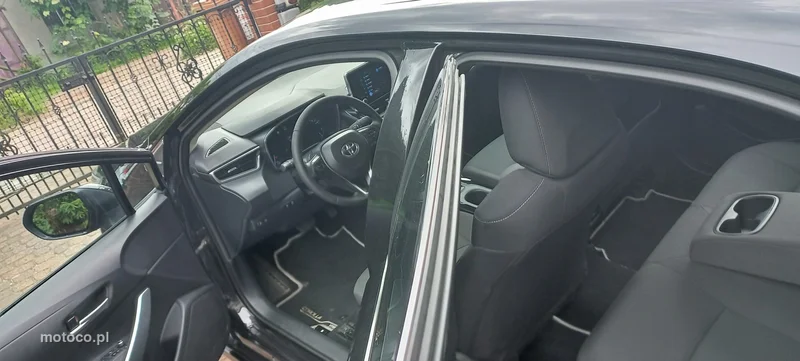 Toyota Corolla E210 15
