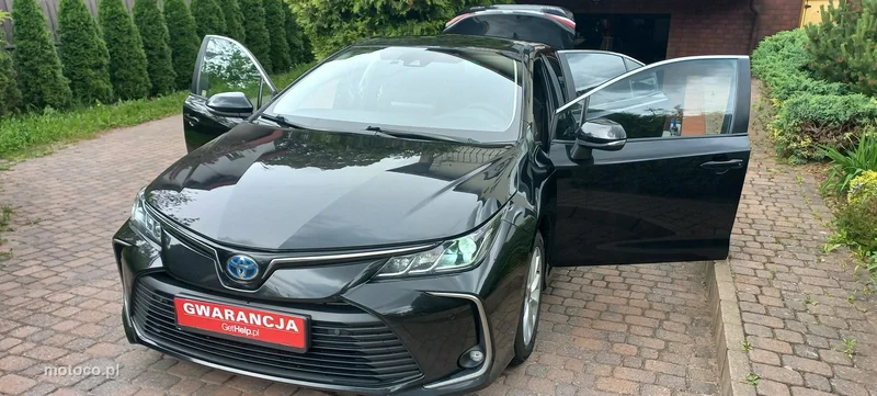 Toyota Corolla E210 4