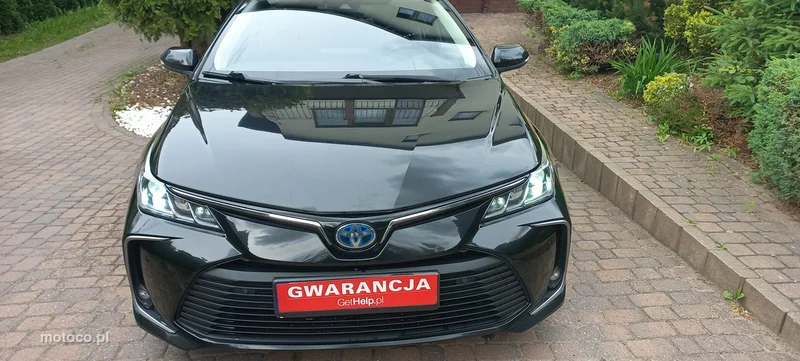 Toyota Corolla E210 25