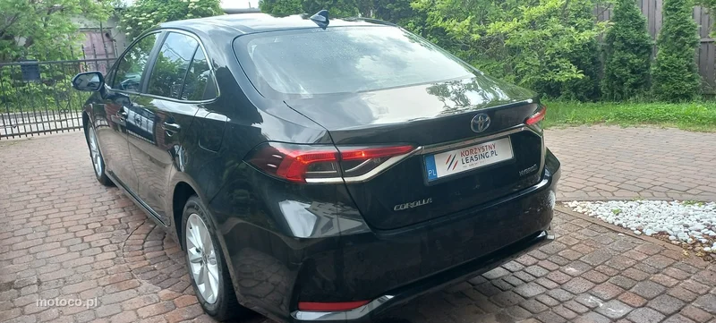 Toyota Corolla E210 34