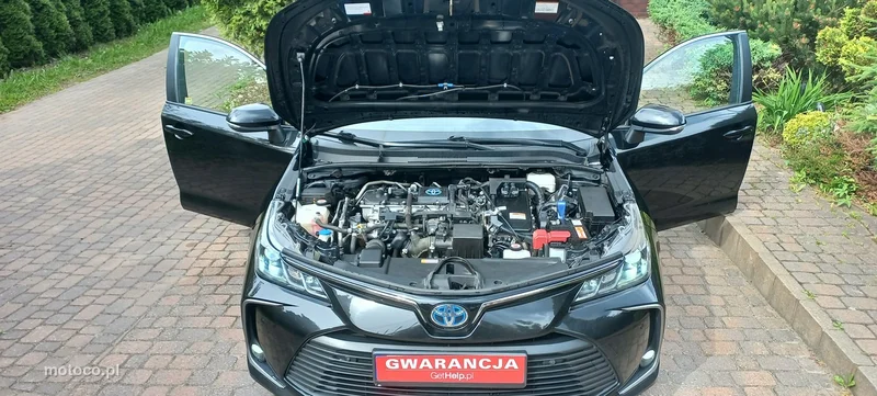 Toyota Corolla E210 8