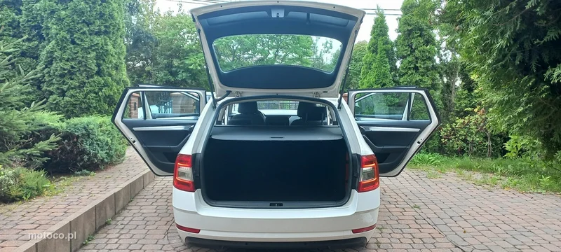 Skoda Octavia III 12