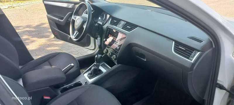 Skoda Octavia III 32