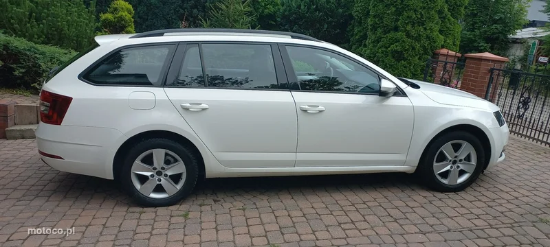 Skoda Octavia III 38