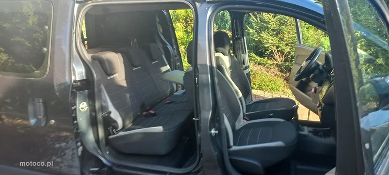Dacia Dokker 9