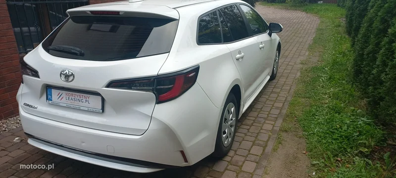 Toyota Corolla E210 35