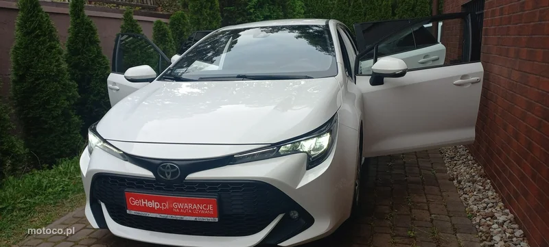 Toyota Corolla E210 6